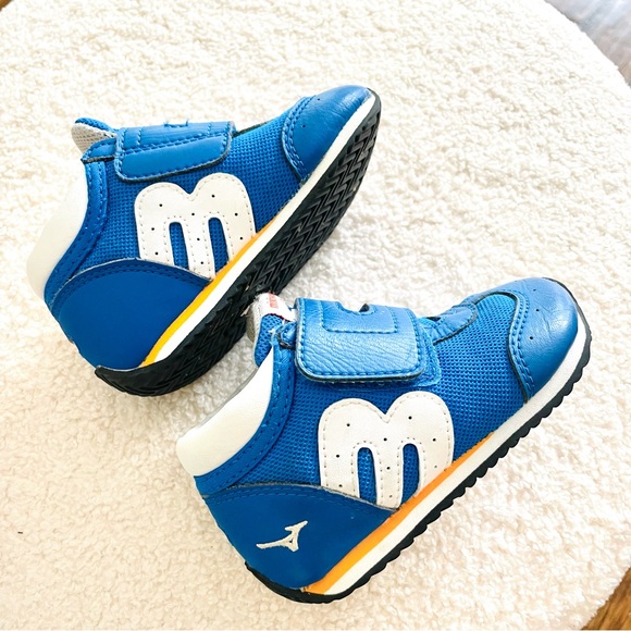 Mikihouse x Mizuno Limited Edition Baby Sneakers - Picture 4 of 8